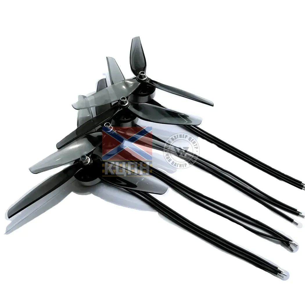 DF Prop 7х4х3 комплект 4шт (2CW+2CCW) 6-3943 фото