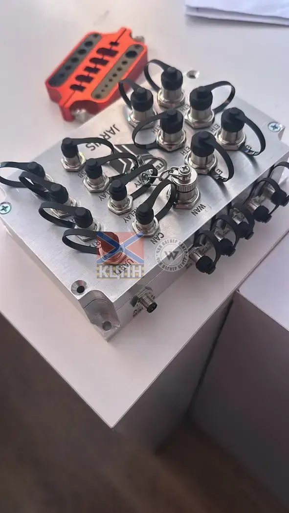 Бортовий комп'ютер ''JARVIS'' 6-2384 фото