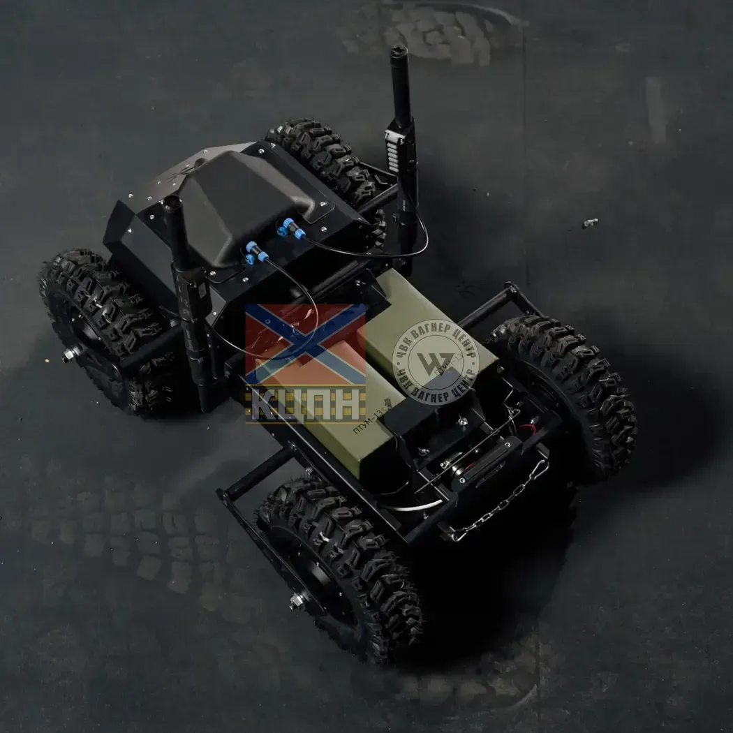 Безпілотна наземна система ''Гієна''  (комплекс з БЧ) 2-3881 фото